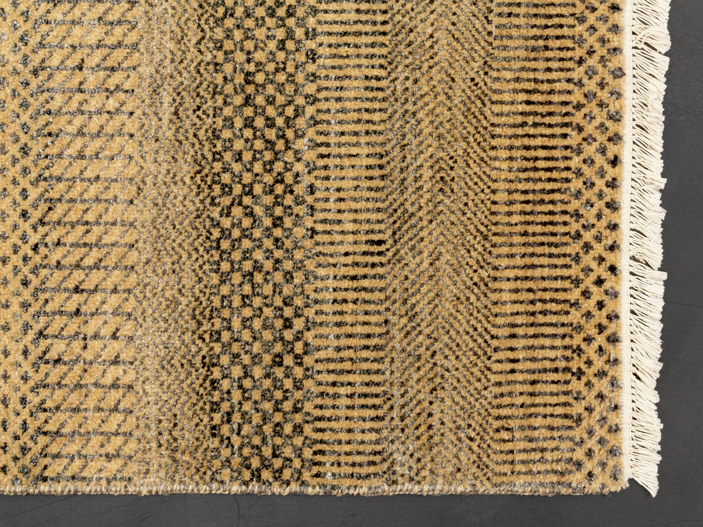 Indian Modern Hand-knotted Brown Rug