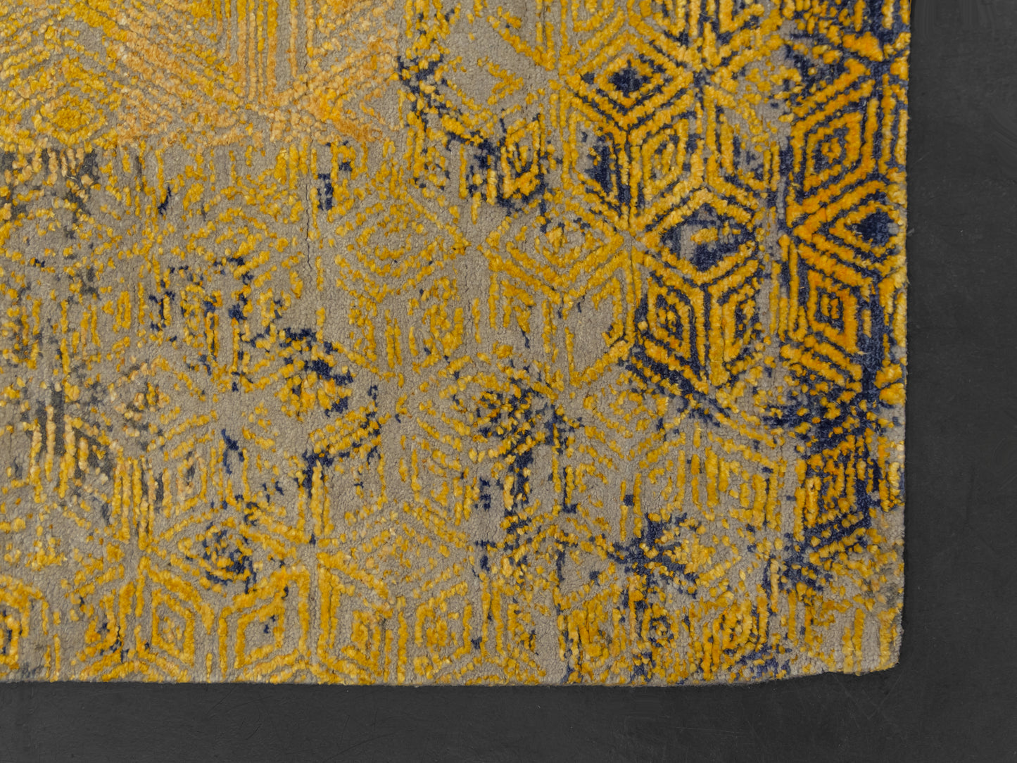 Gold Indian Modern Hand-knotted Carpet