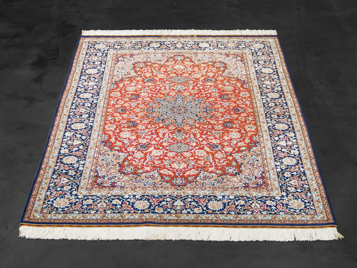 Persian Isfahan Handmade Wool And Silk Rug. product image #29956747559082