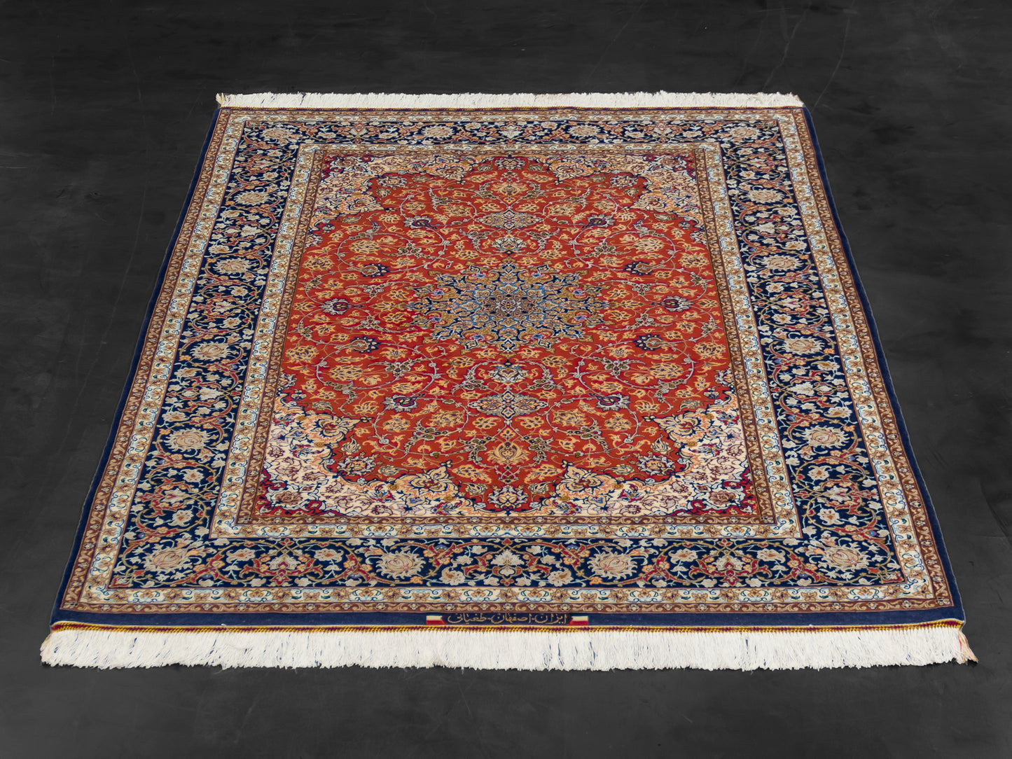 Persian Isfahan Handmade Wool And Silk Rug. product image #29956747591850