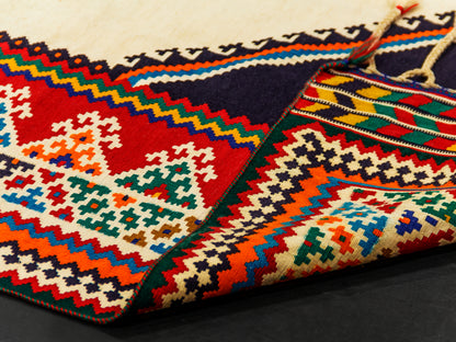 Persian Woven rug with Shiraz geometric design-id5
