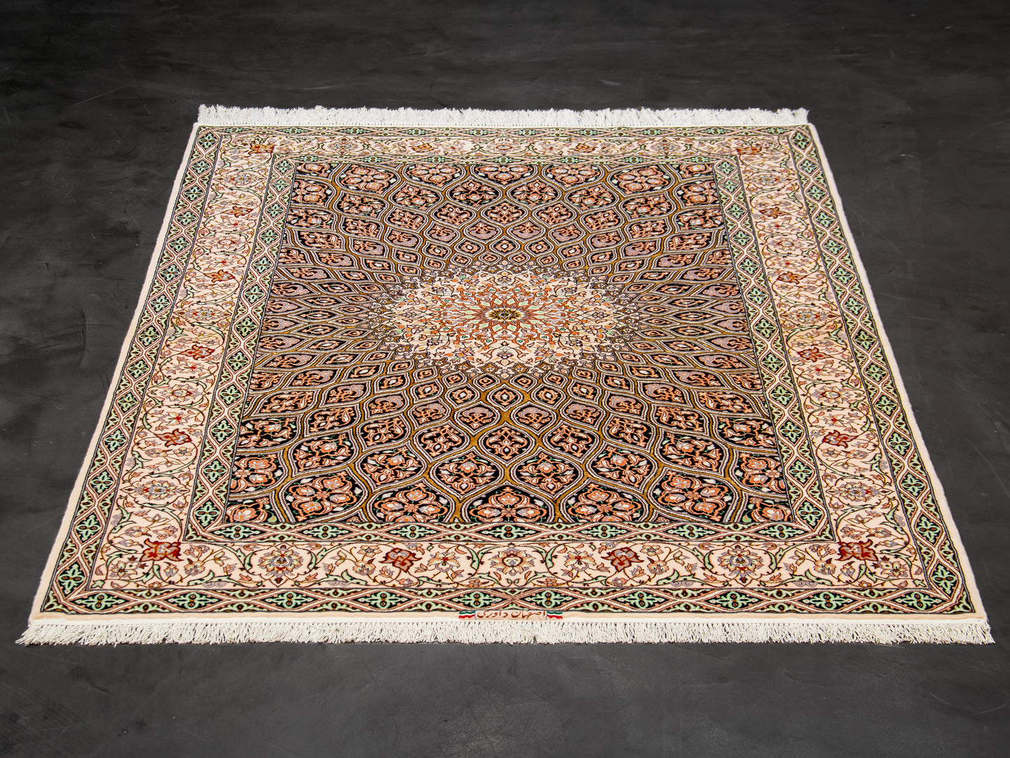 Persian Isfahan Gonbad Wool And Silk Rug product image #29666486911146