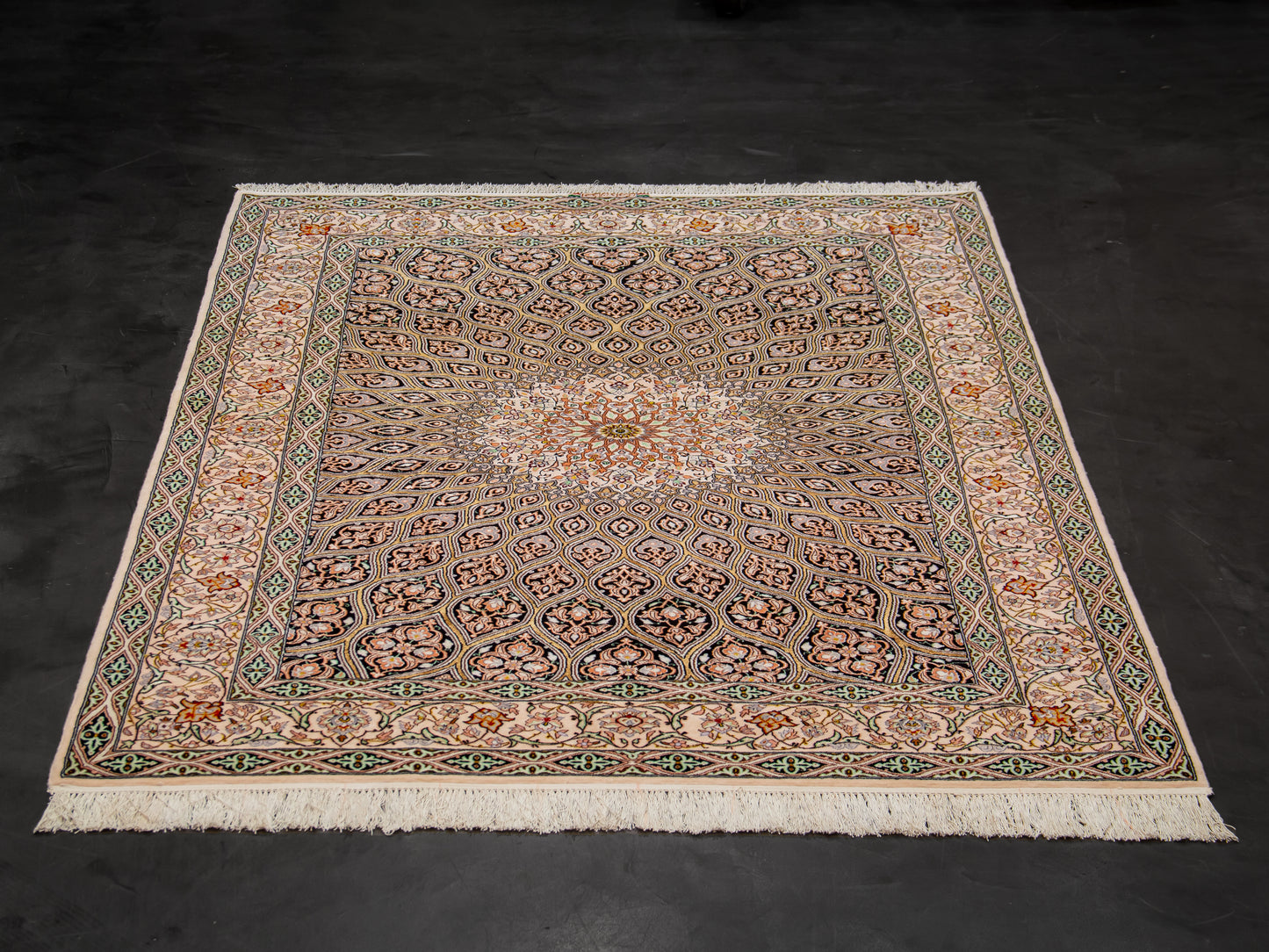Persian Isfahan Gonbad Wool And Silk Rug