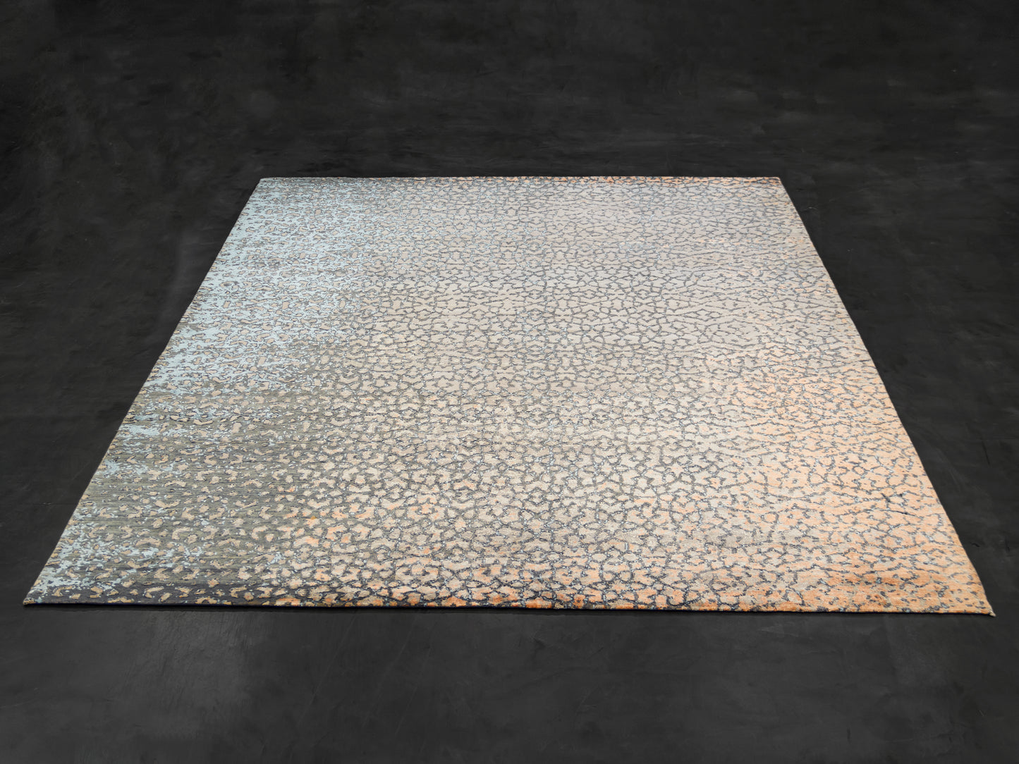 Modern Handmade Wool/Silk Rug Abstract Seamless Pattern