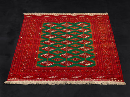 Handmade Traditional Fine Red And Green Bokhara Persian Wool Rug-id2

