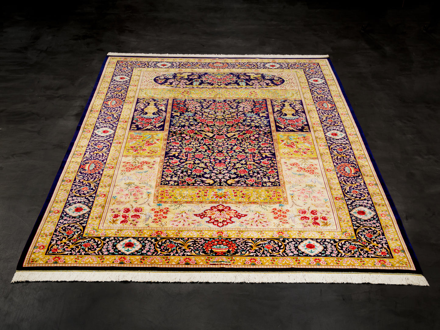 Persian Machine-made Silk Floral Area Rug product image #29571886973098
