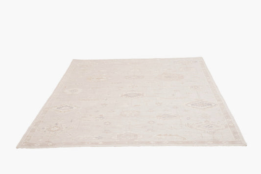 Indian Handmade Rug With a Oushak Design