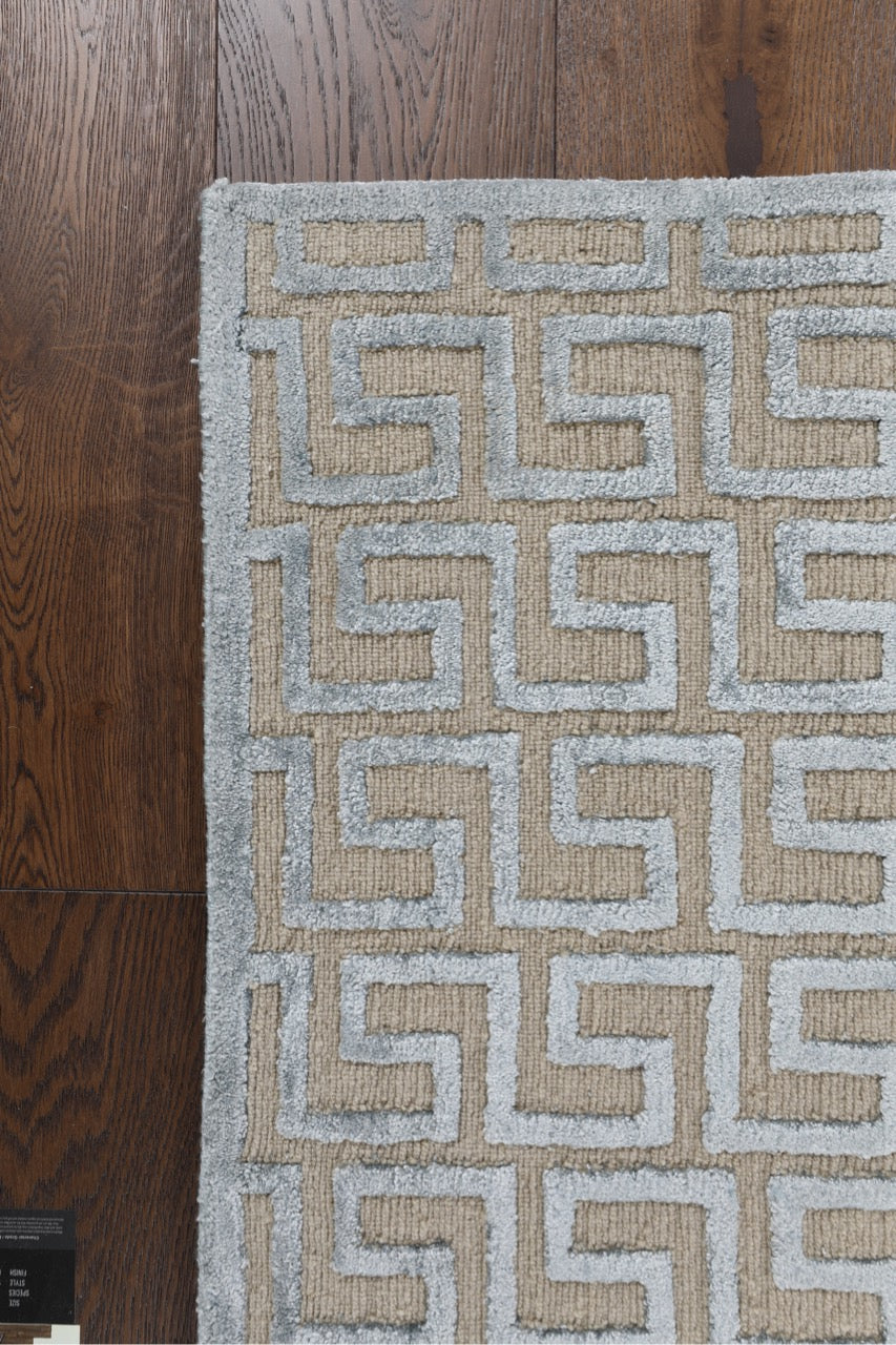 Modern Silk Wool Indian Handwoven Rug