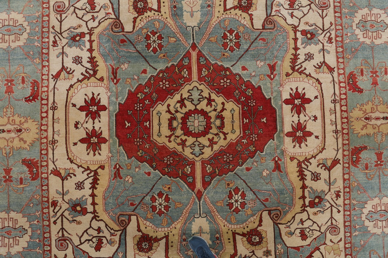 Fine-Handmade Oversized Wool Persian Heriz Rug product image #27810346172586