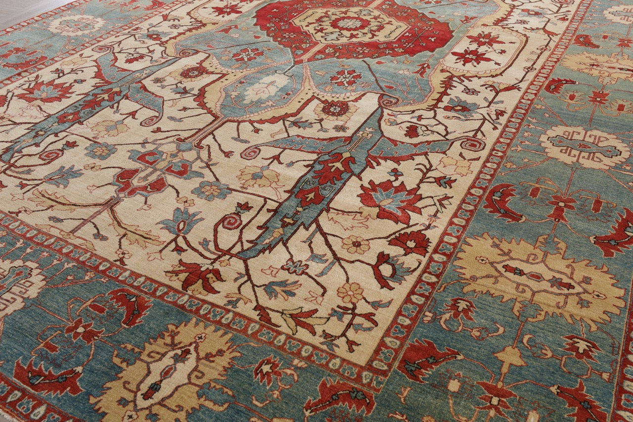 Fine-Handmade Oversized Wool Persian Heriz Rug