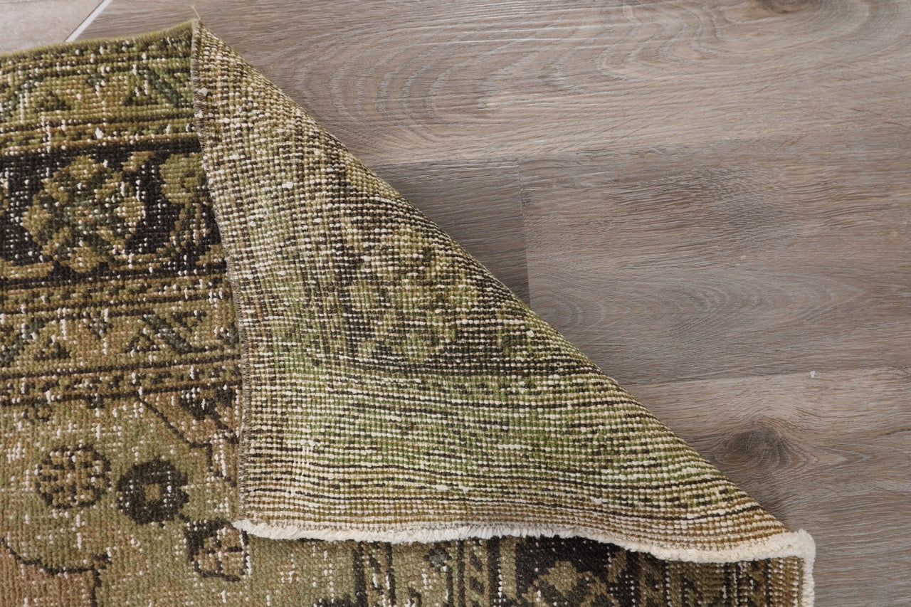 633 - Fine Unique Handmade Tabriz Wool Runner