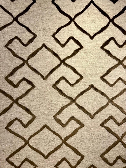 Modern Wool And Silk Indo Handmade Carpet-id4
