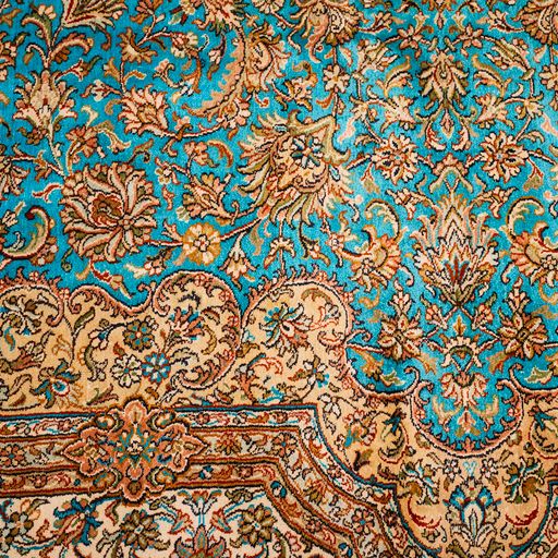 Kashmir Handmade Silk Carpet Persian Medallion Design