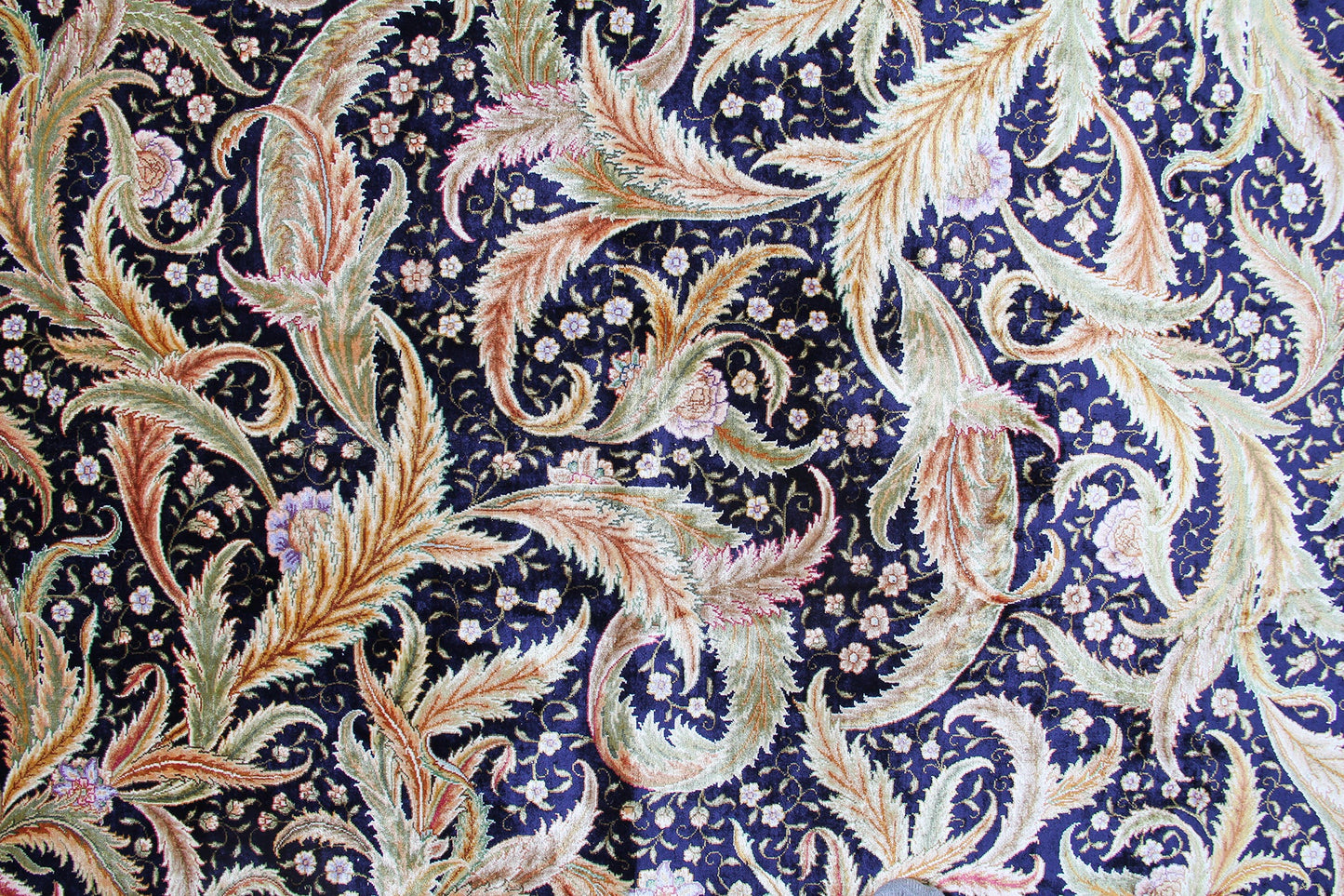 China Traditional Floral Silk Rug With Turkish Pattern And China Design