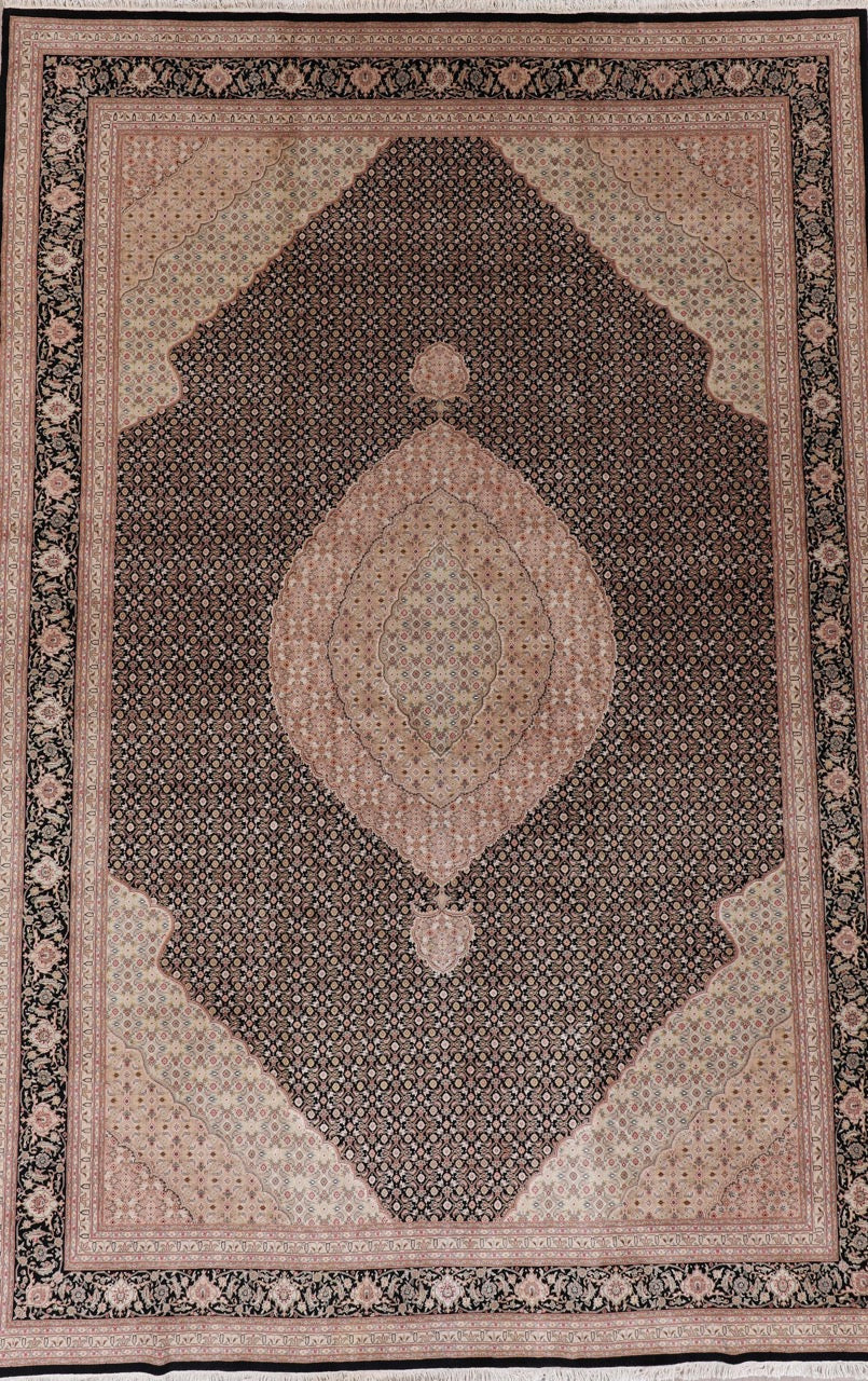 Original Fine Handmade Wool And Silk Rug with Herati Design product image #27811902324906