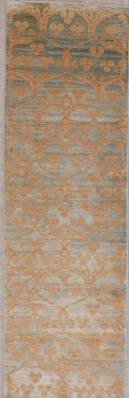 Pakistan Handmade Modern Wool And Silk Runner Rug