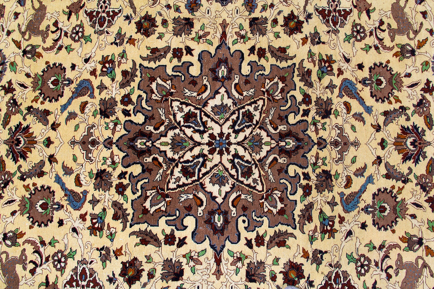 Persian Traditional Wool Hand-Knotted Nain Wool Area Rug
