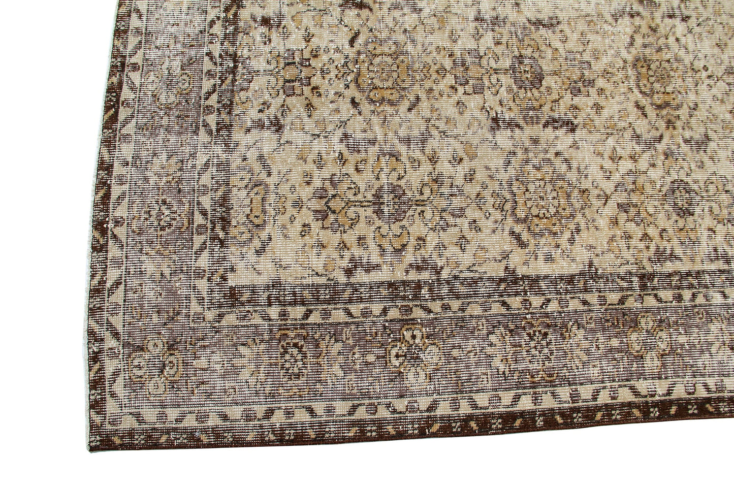 Vintage Wool Rug With a Traditional Floral Design product image #27556027236522