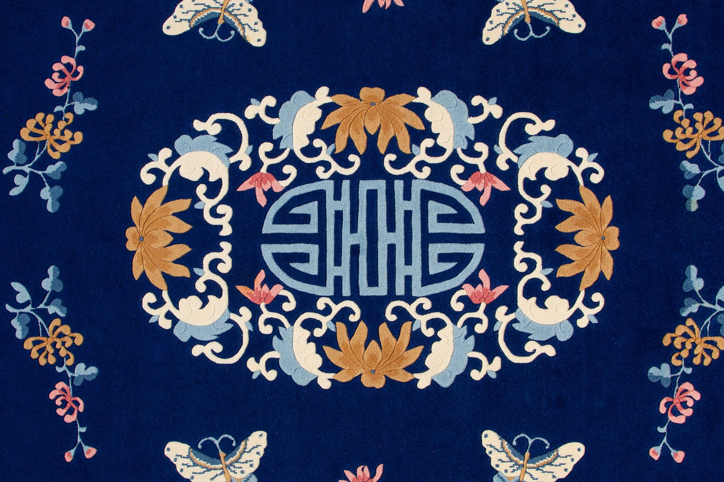 Traditional Wool & Silk China Area Rug With A Floral Design