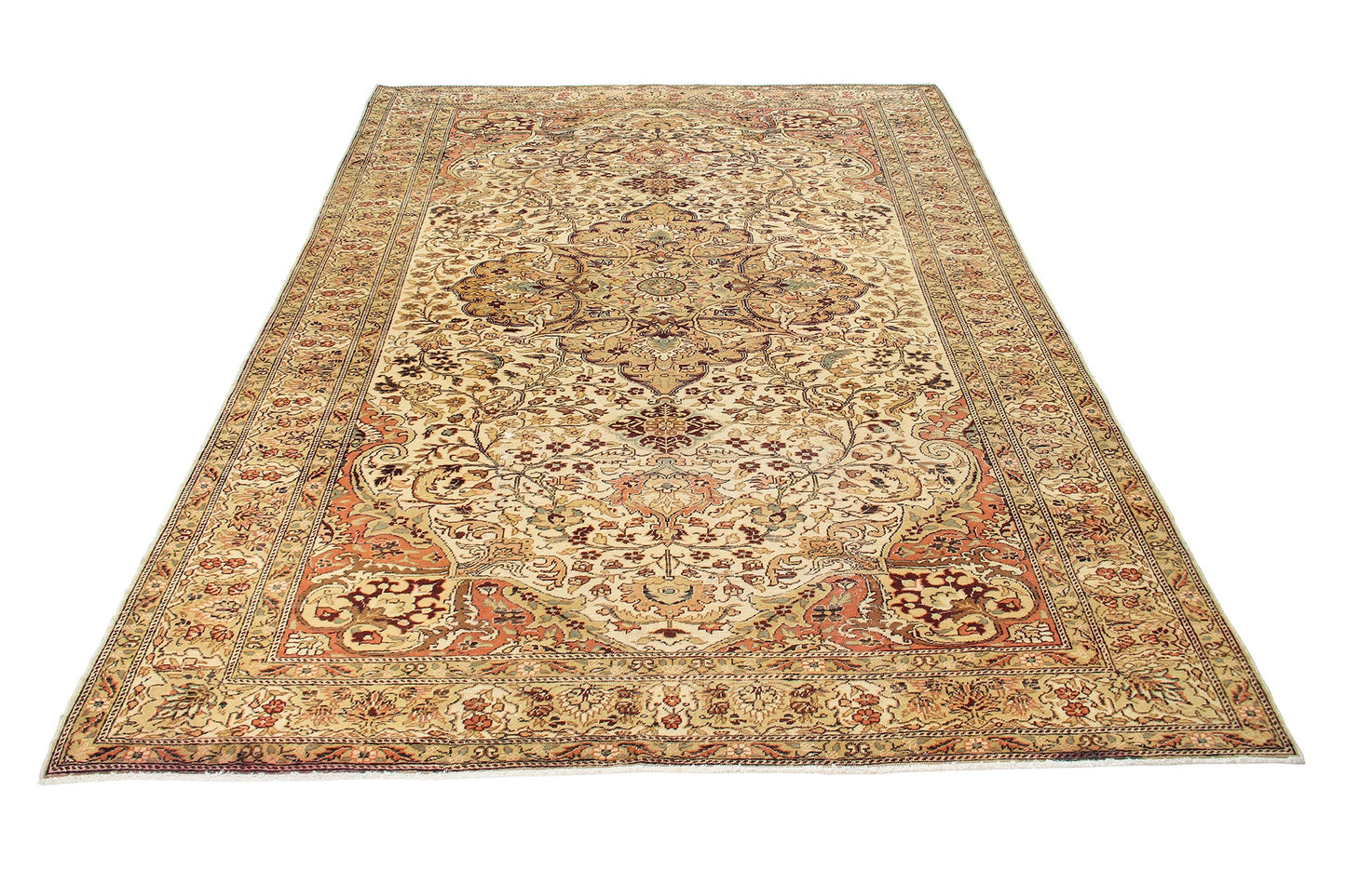 Vintage Turkish Rug With a Traditional Antique Design