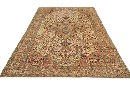 Vintage Turkish Rug With a Traditional Antique Design-id6
