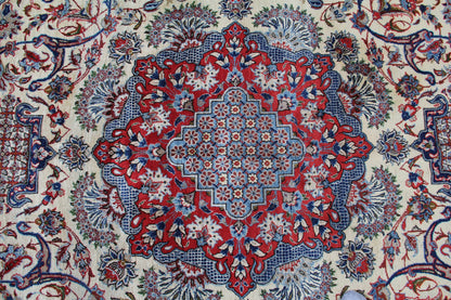 Traditional Persian Isfahan Medallion  Handmade Wool Area Rug-id10

