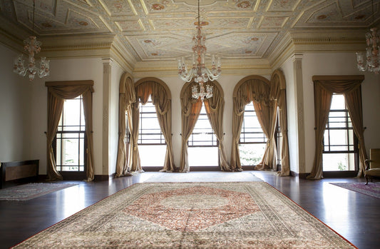 China Traditional Handmade Medallion Semi Antique Rug