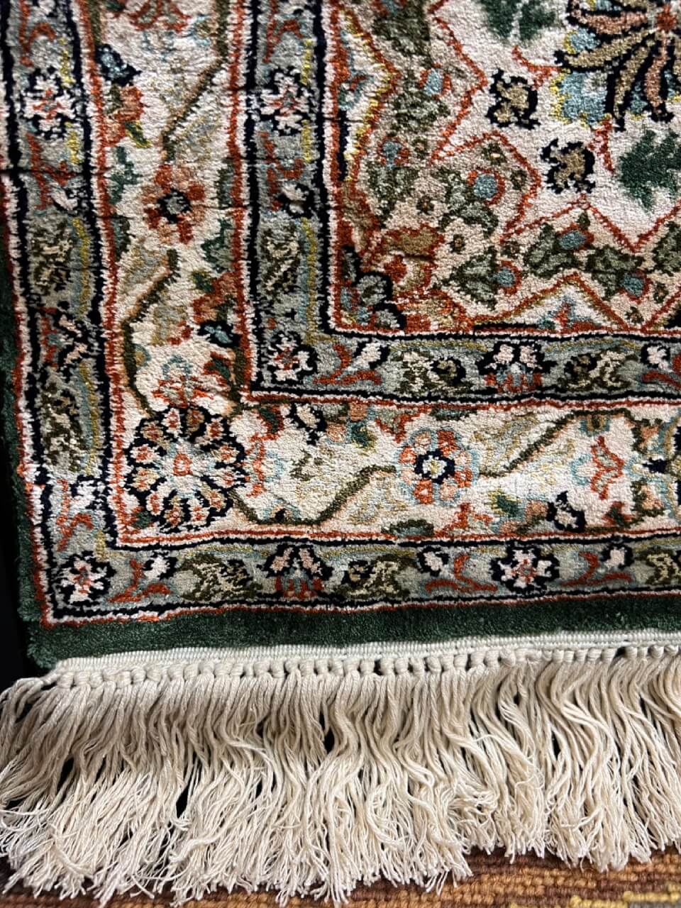 Kashmir Pure Silk Medallion Gonbad Rug