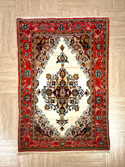 Hand-knotted Persian Area Rug with Antique Design-id7
