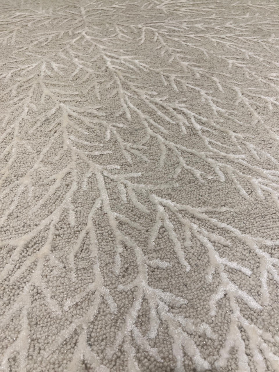 Modern Indian  Snow Flake Wool Hand Tufted Rug product image #27556345020586