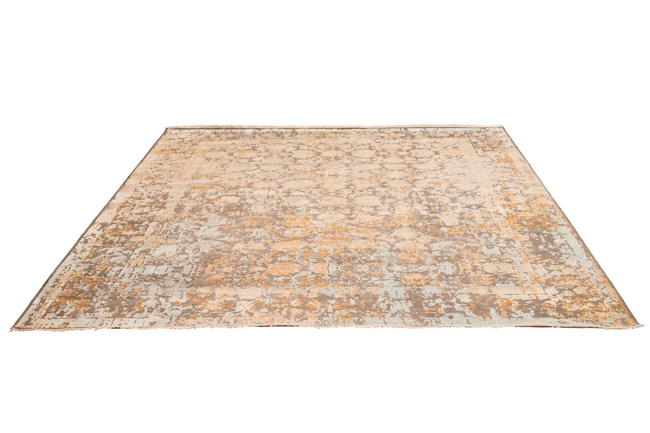 Traditional Indian Handmade Silk with 20% Cotton Foundation Area Rug