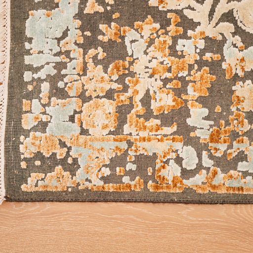 Traditional Indian Handmade Silk with 20% Cotton Foundation Area Rug