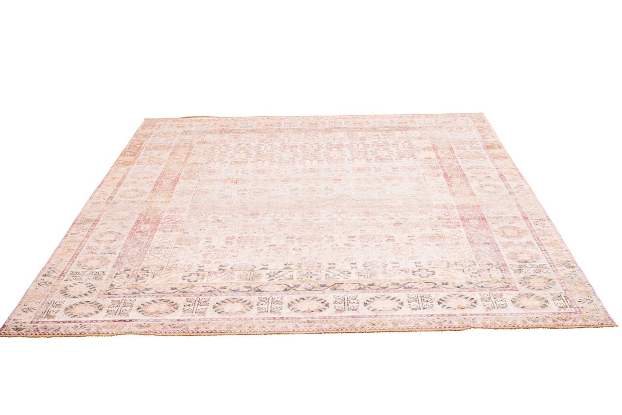 Indian Silk With An Antique Persian Design Rug product image #27139454599338