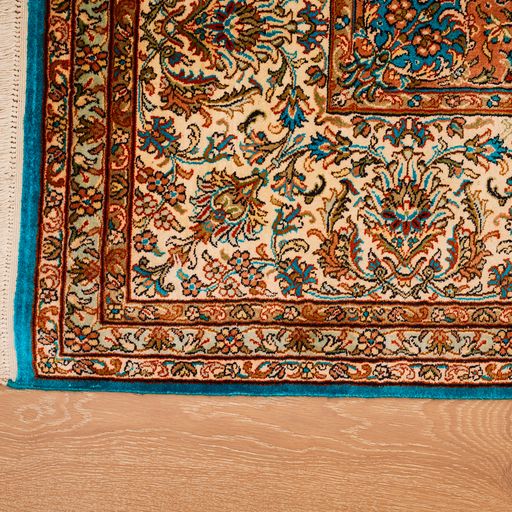 Kashmir Handmade Silk Carpet Persian Medallion Design