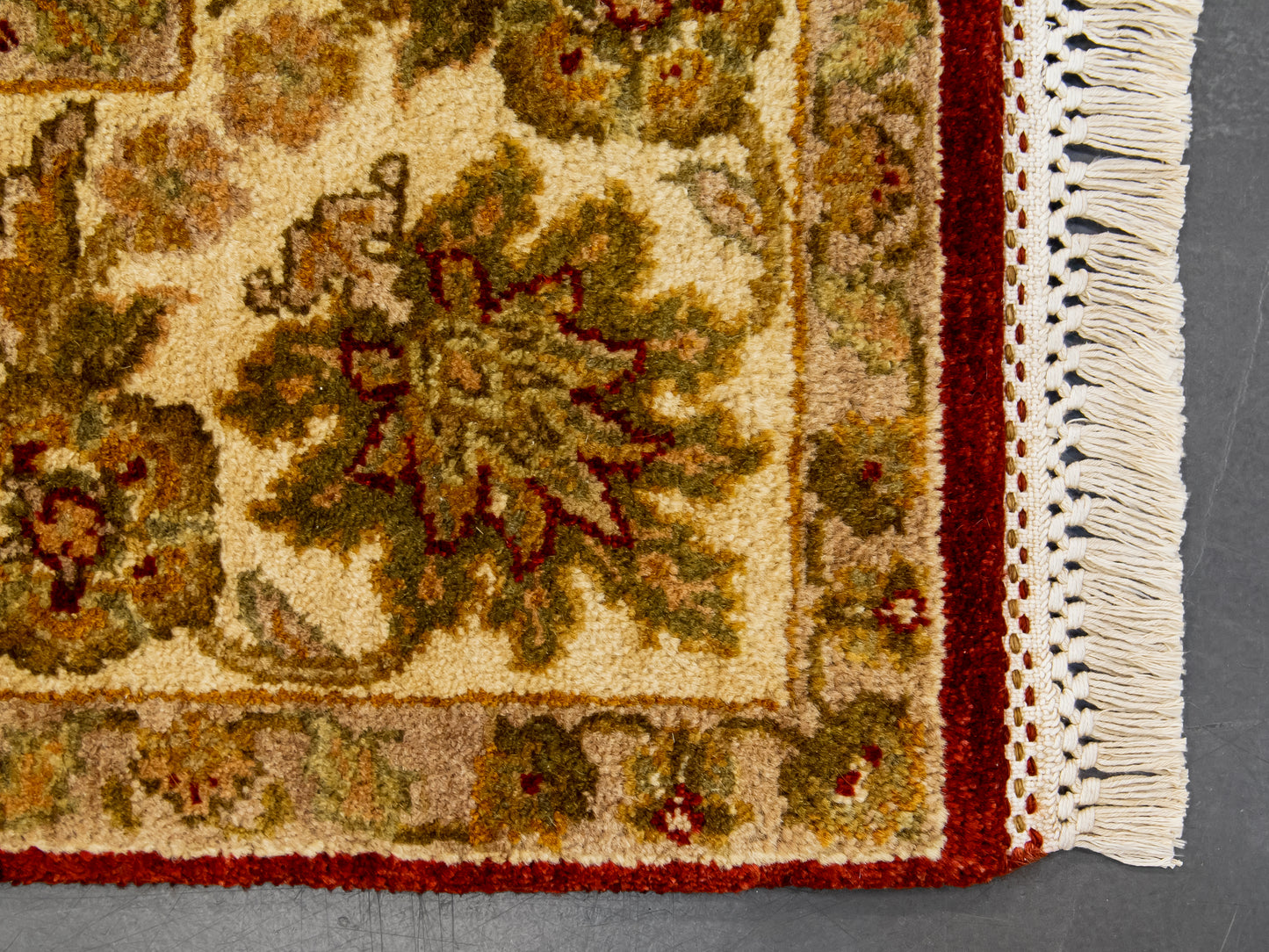 Traditional Indian Red Green Wool Rug