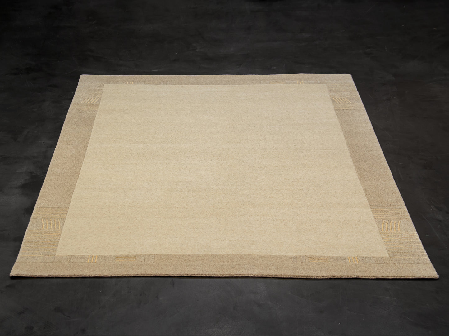 Modern Fine Handmade Nepal Wool Carpet