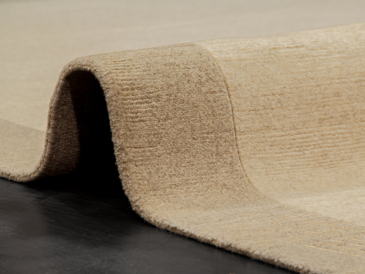 Modern Fine Handmade Nepal Wool Carpet