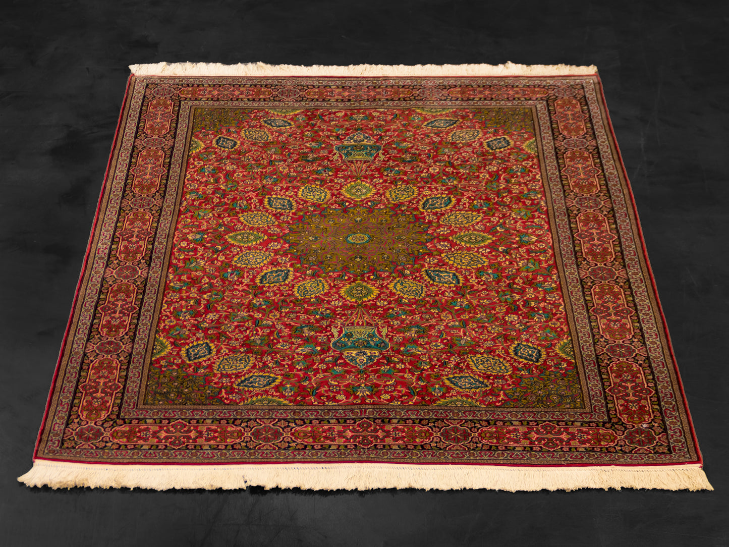 Handmade Fine Pure Silk Ardebil  Carpet With Medallion product image #29939117326506