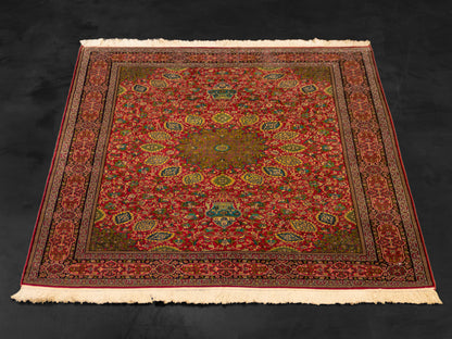Handmade Fine Pure Silk Ardebil  Carpet With Medallion-id3
