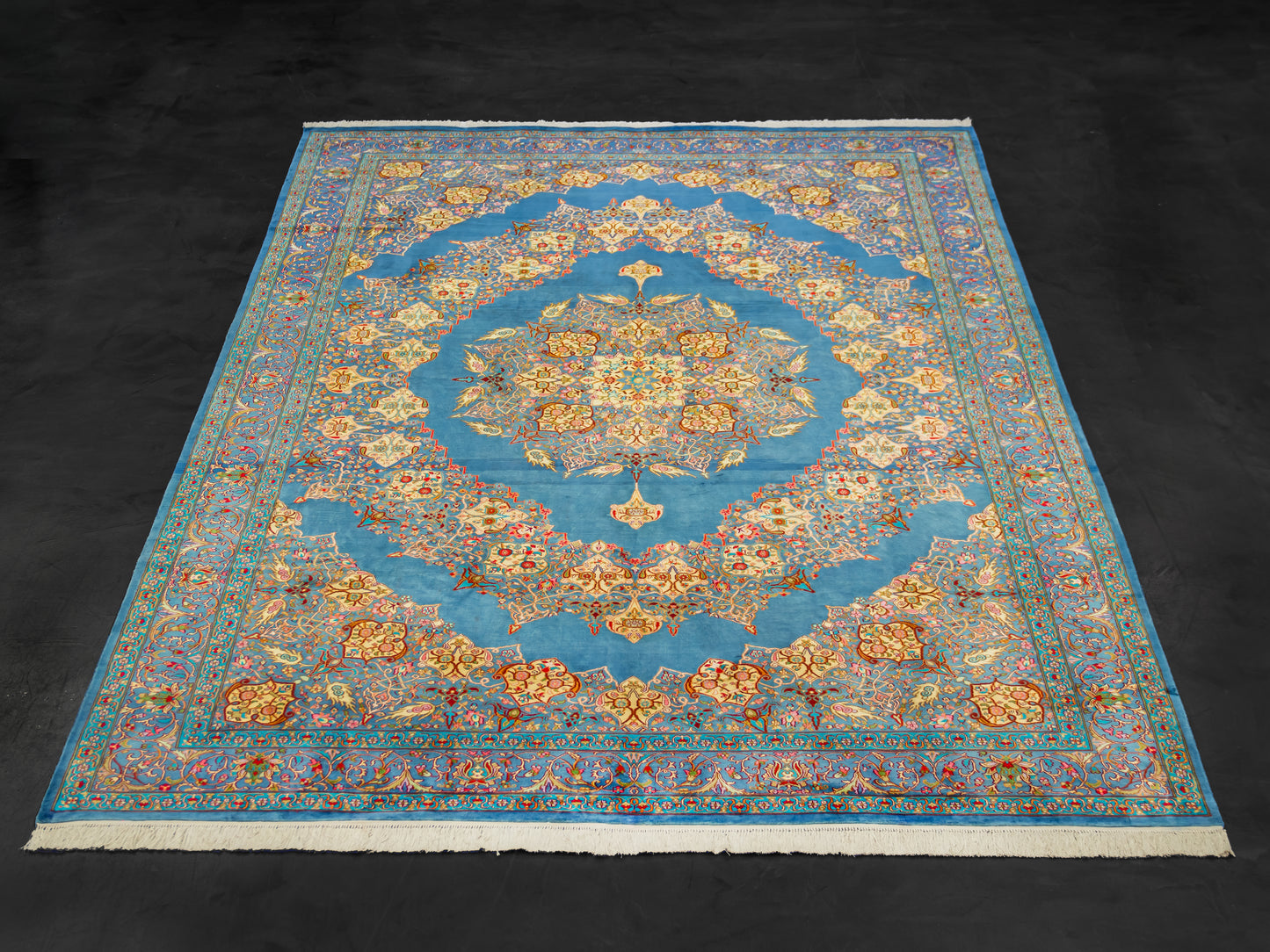 Kashmir Silk Handmade Rug  Persian Medallion Design