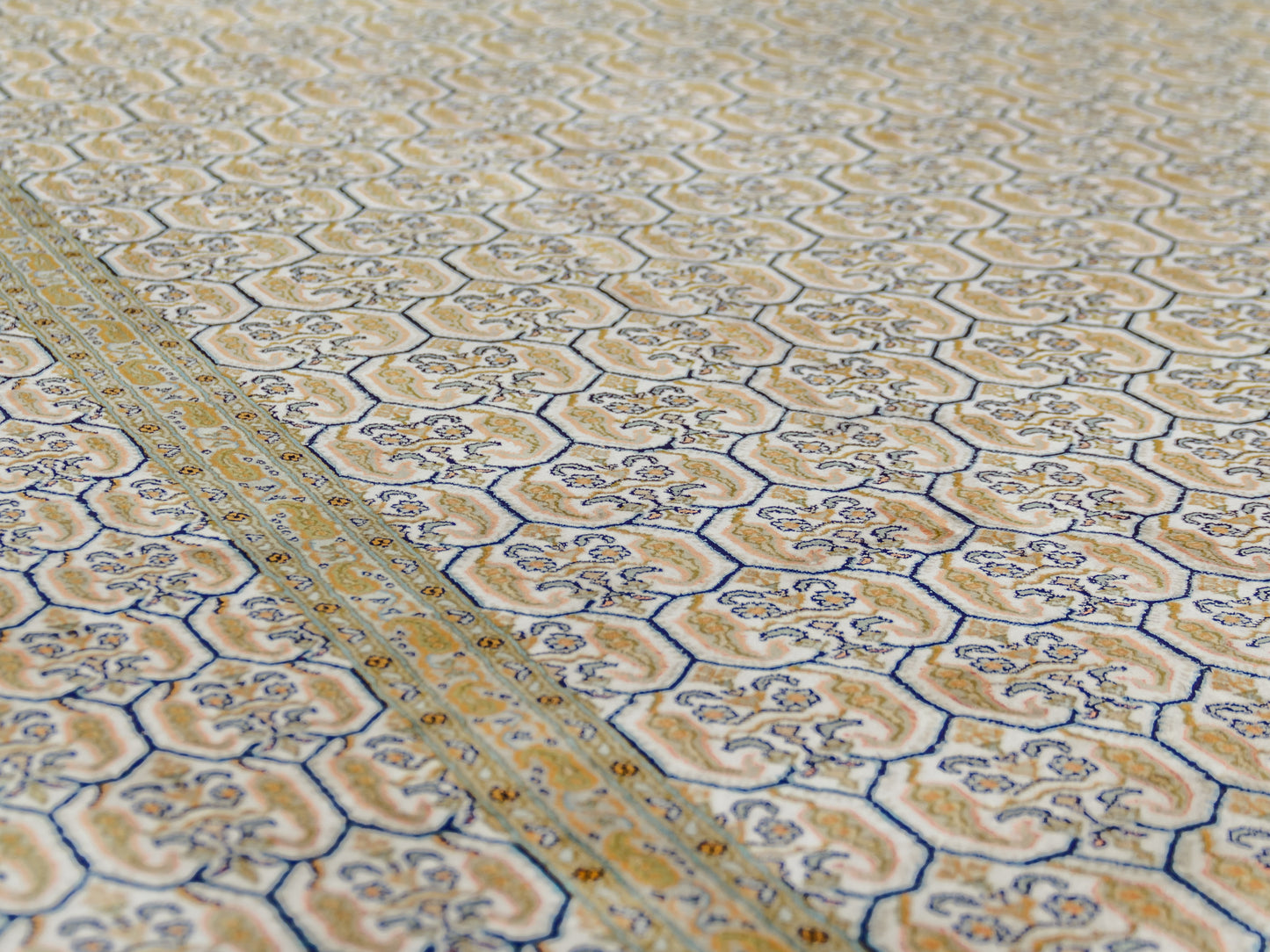 Kashmir Pure Silk Area Rug Herati Seamless Brown Pattern