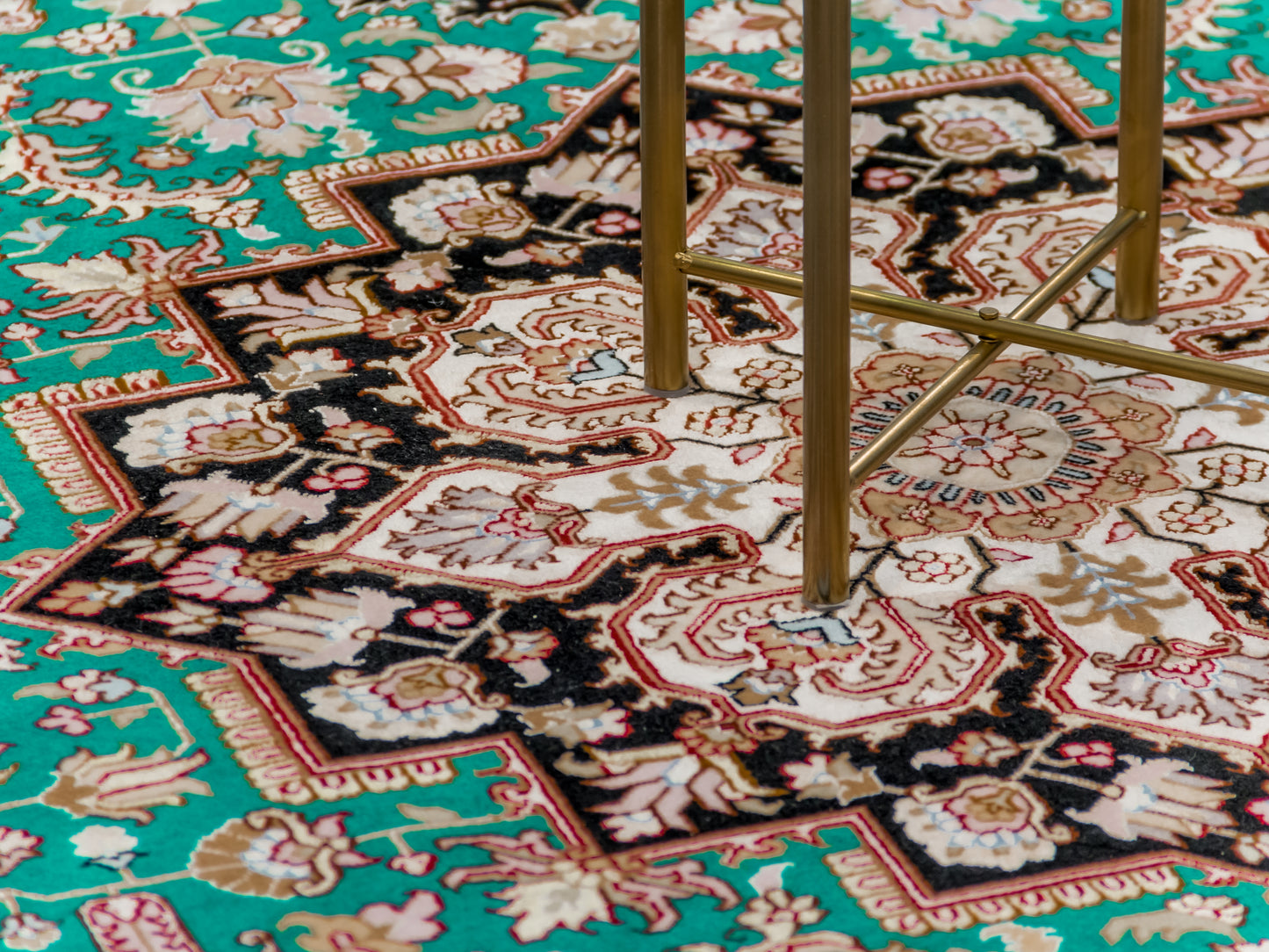 Persian Tabriz Handmade Rug product image #29978576879786