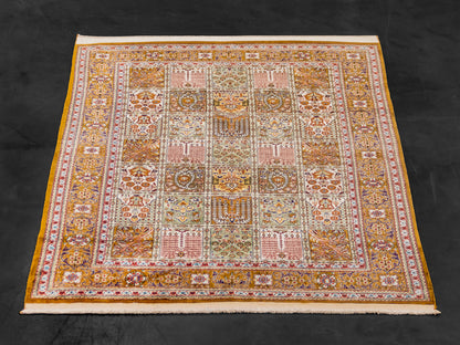 Handmade Persian Bakhtiari Four Season Pure Silk Carpet-id2
