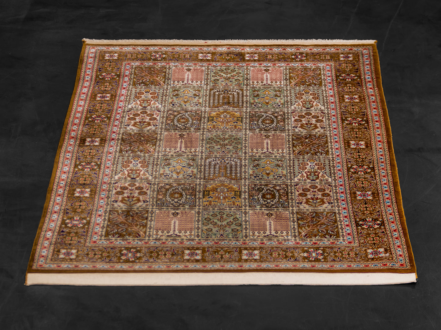 Handmade Persian Bakhtiari Four Season Pure Silk Carpet