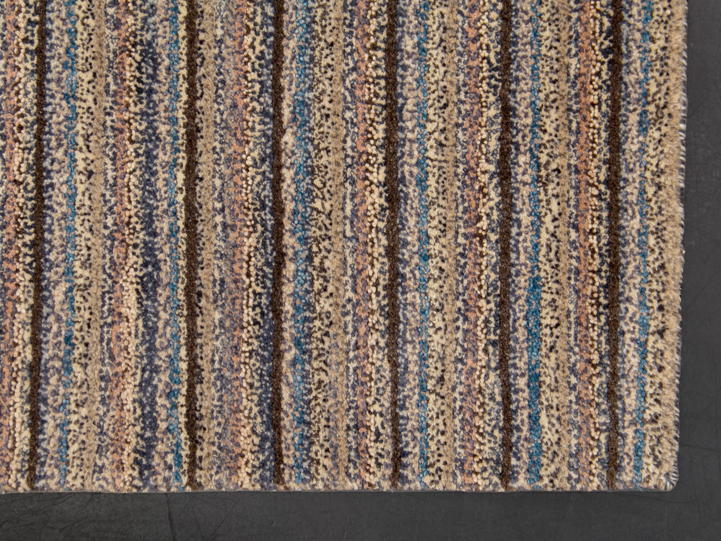 Handmade Modern Wool  Rug