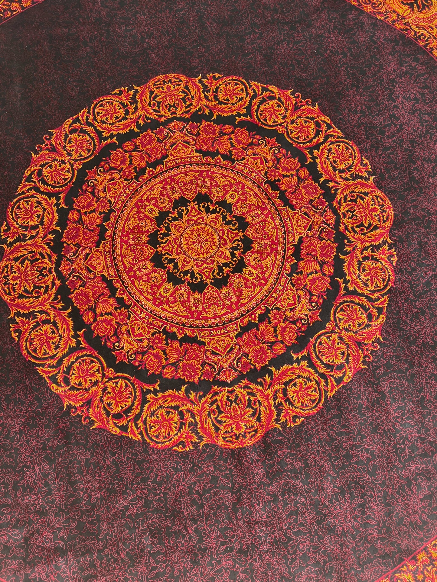 Pure Silk Qom Round Persian Rug