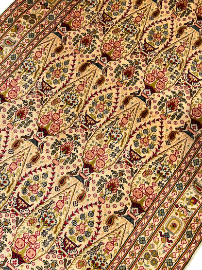 Traditional Handmade Silk Runner Rug