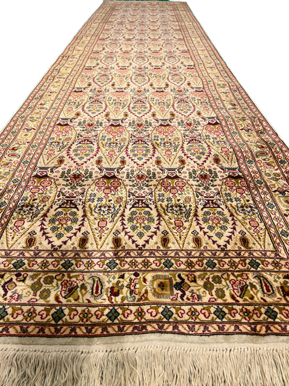 Traditional Handmade Silk Runner Rug-id6
