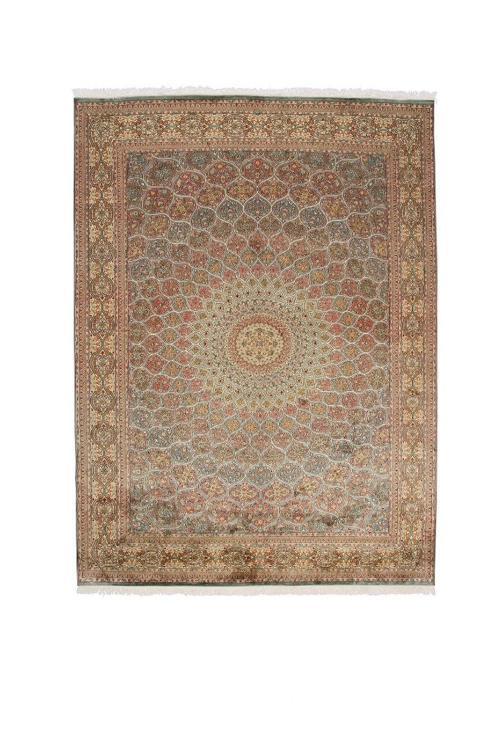 Traditional Kashmir Rug