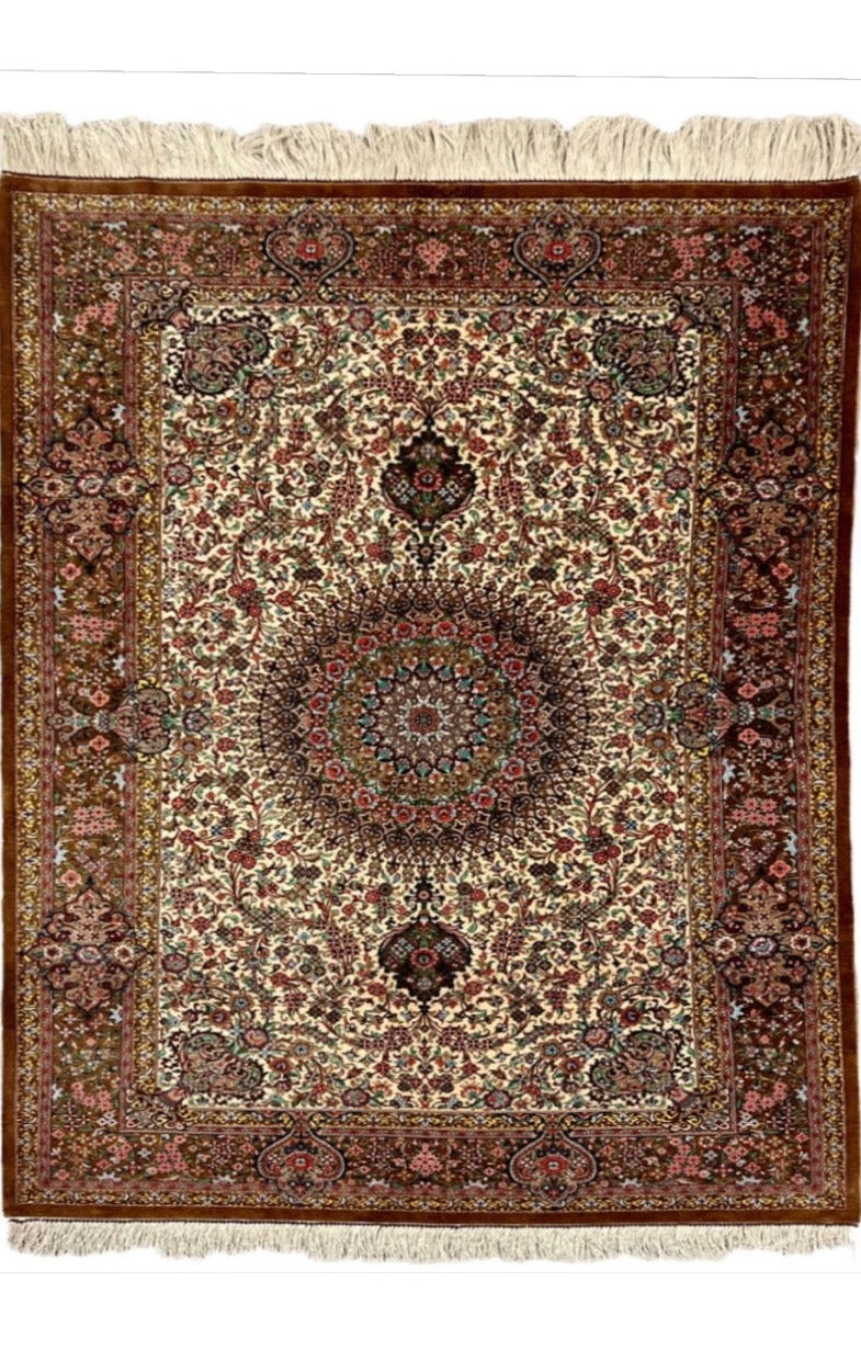 Fine Handmade Persian Medallion Maragh Silk Rug product image #29221786747050